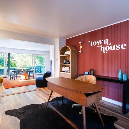 Town House Lodge เลคแพลซิด ภายนอก รูปภาพ